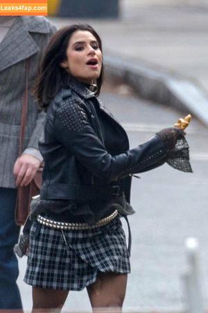 Diane Guerrero photo #0183