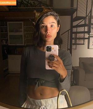 Diane Guerrero photo #0264