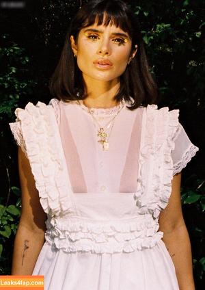 Diane Guerrero photo #0465