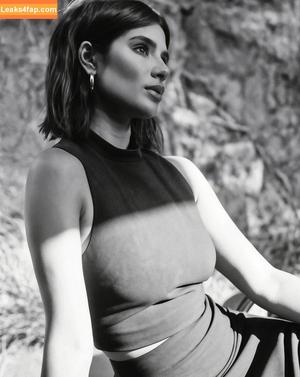 Diane Guerrero photo #0484