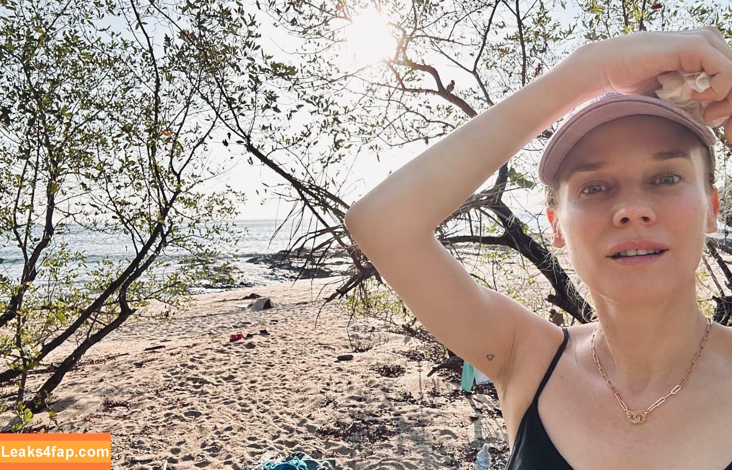 Diane Kruger / dianekruger leaked photo photo #0022