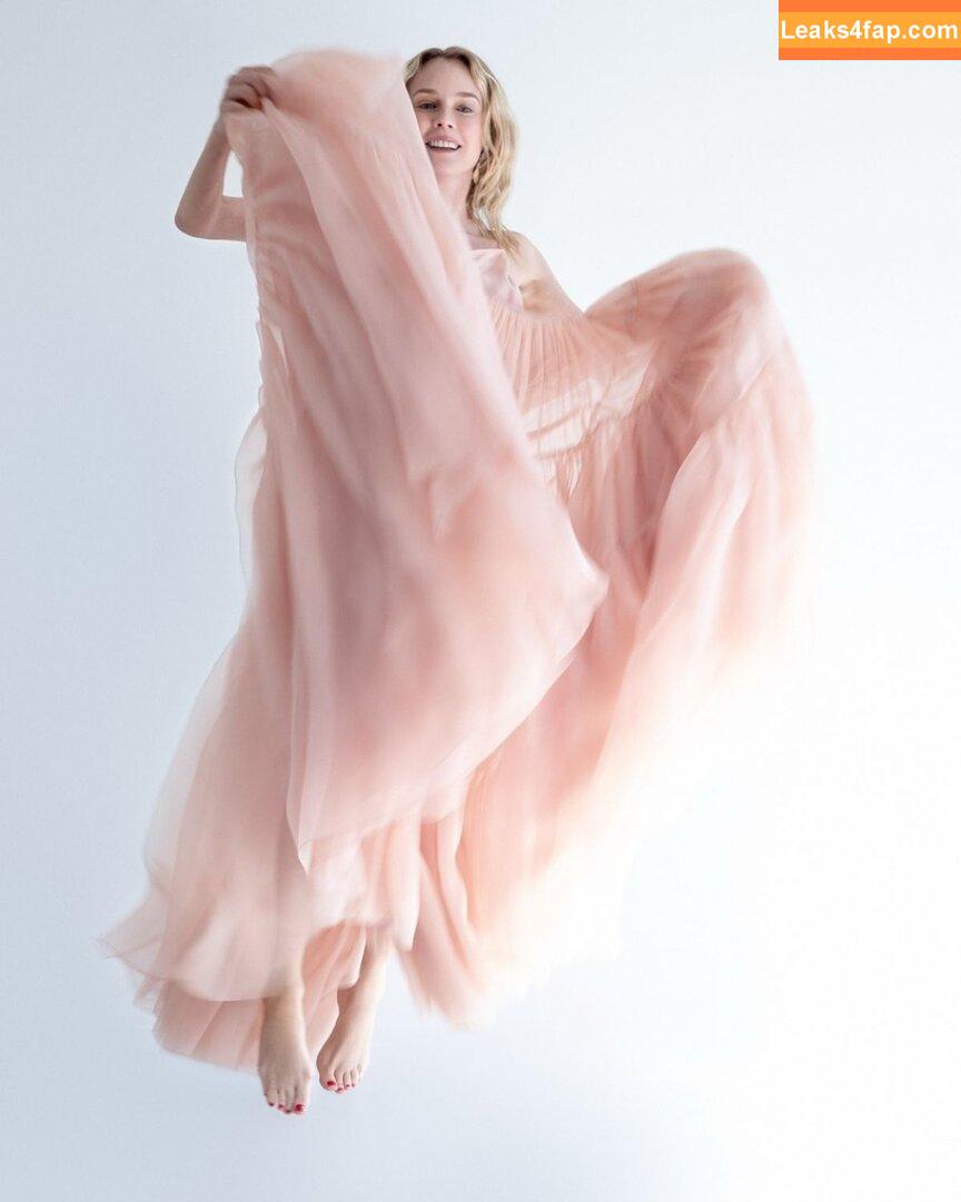 Diane Kruger / dianekruger слитое фото фото #0537