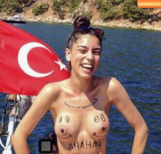 Didem Dinç / madamnarsist leaked photo photo #0022