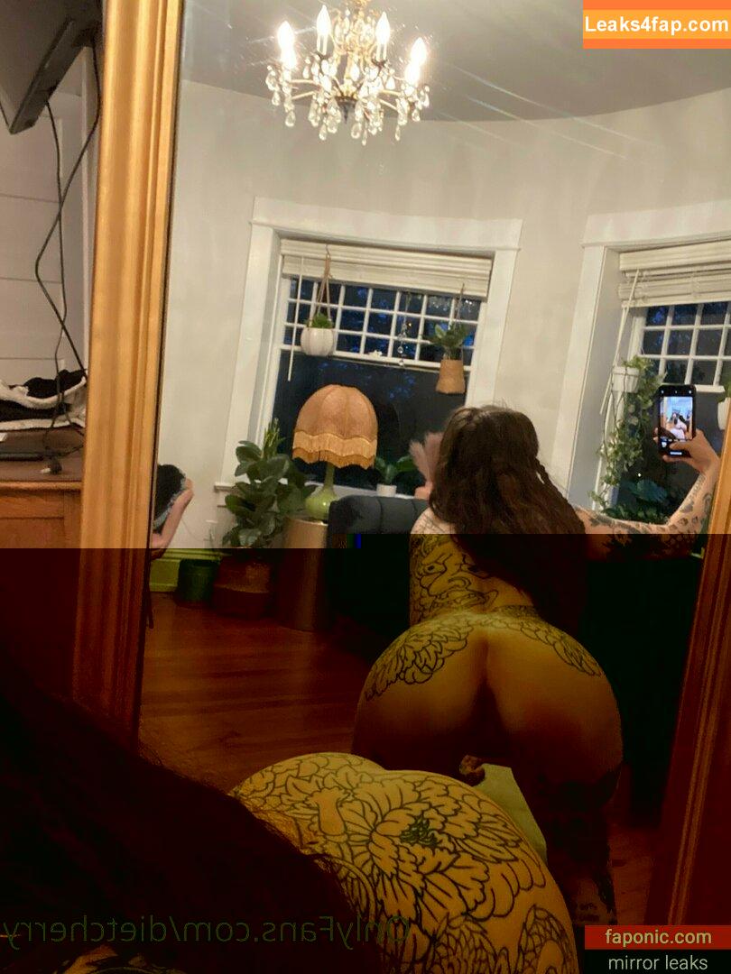 Dietcherry / Nicole / nicolexviola leaked photo photo #0100