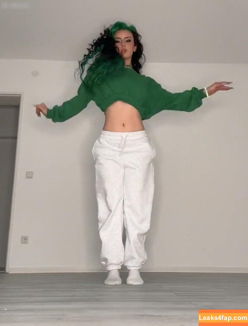 Dilaraa / Dilaraa.s / di1araa.s leaked photo photo #0111