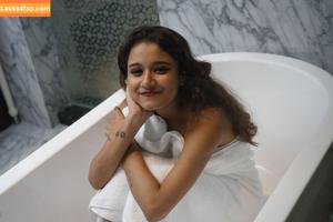 Dimple Chatterjee photo #0047