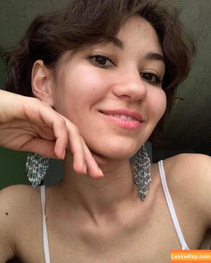 Dina Adorable photo #0014