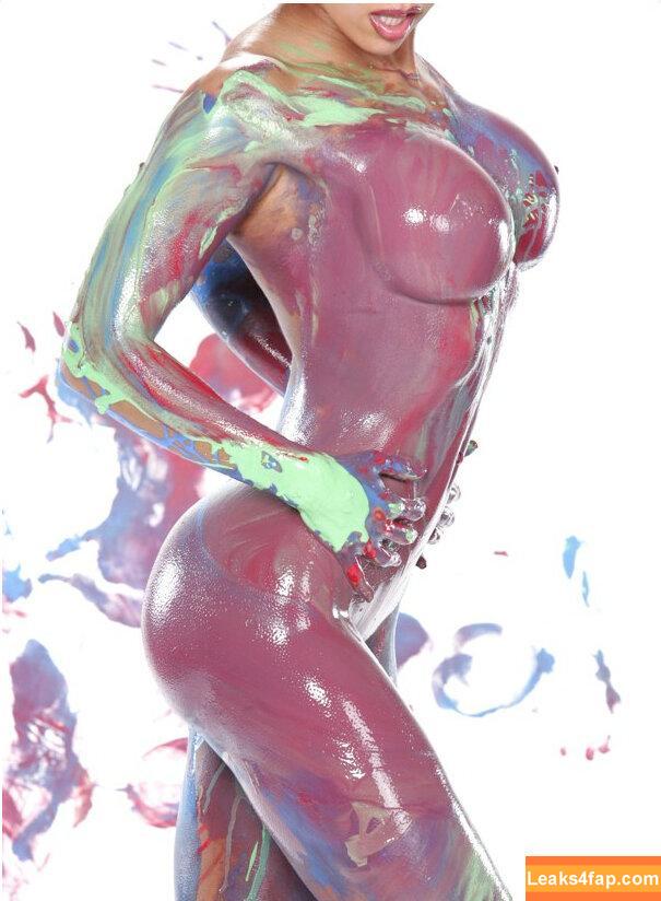 Dina Al-sabah / dalsabah leaked photo photo #0178