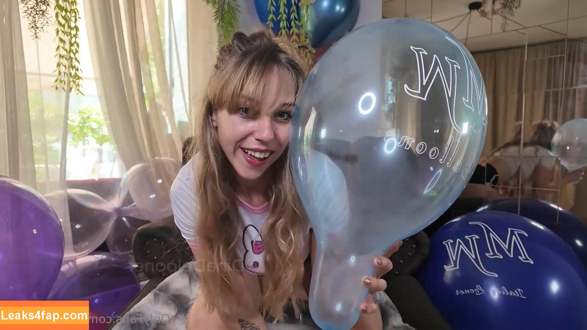 DinaDelooner / dina.delooner leaked photo photo #0024
