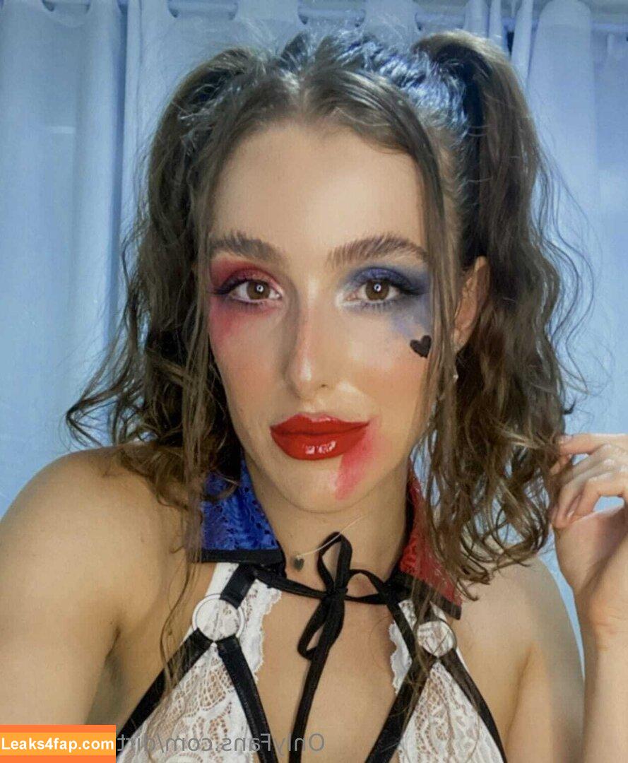 dirty_daniela /  leaked photo photo #0011