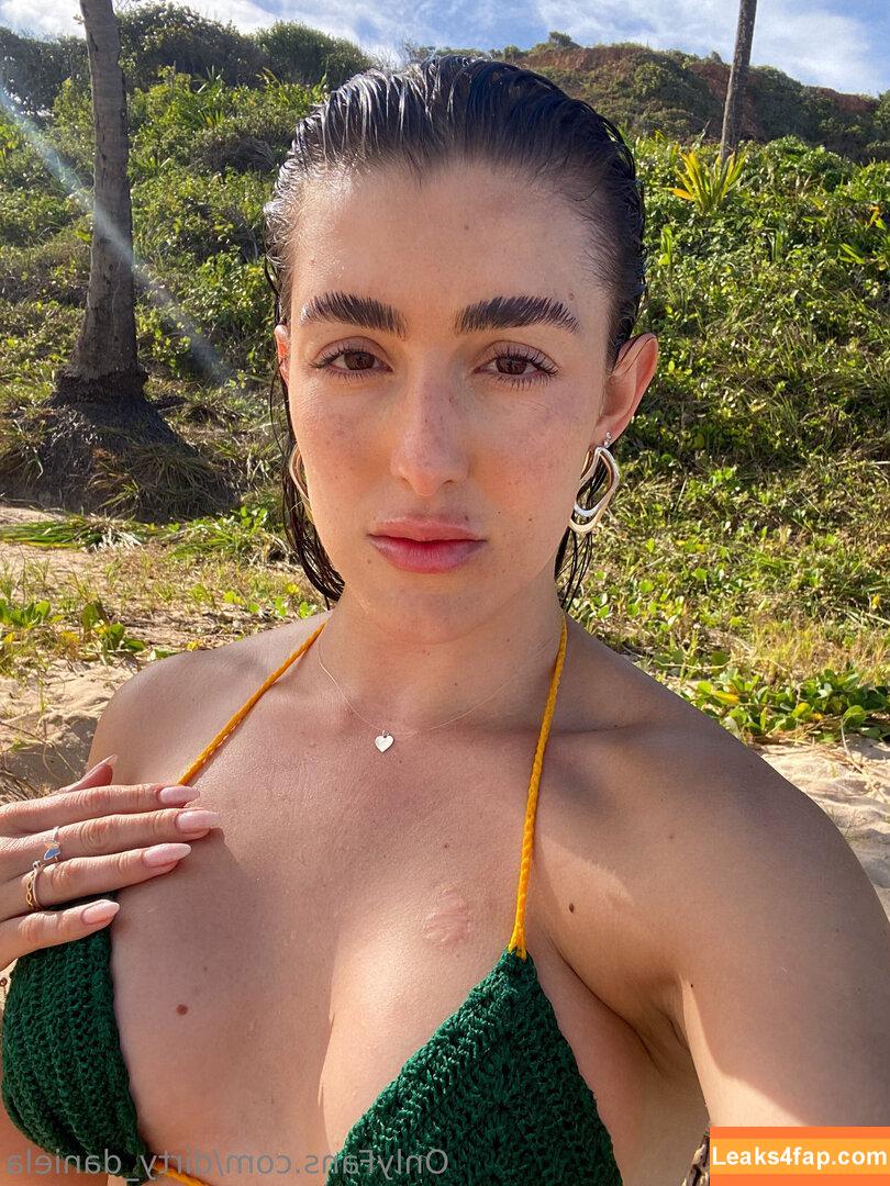 dirty_daniela /  leaked photo photo #0043