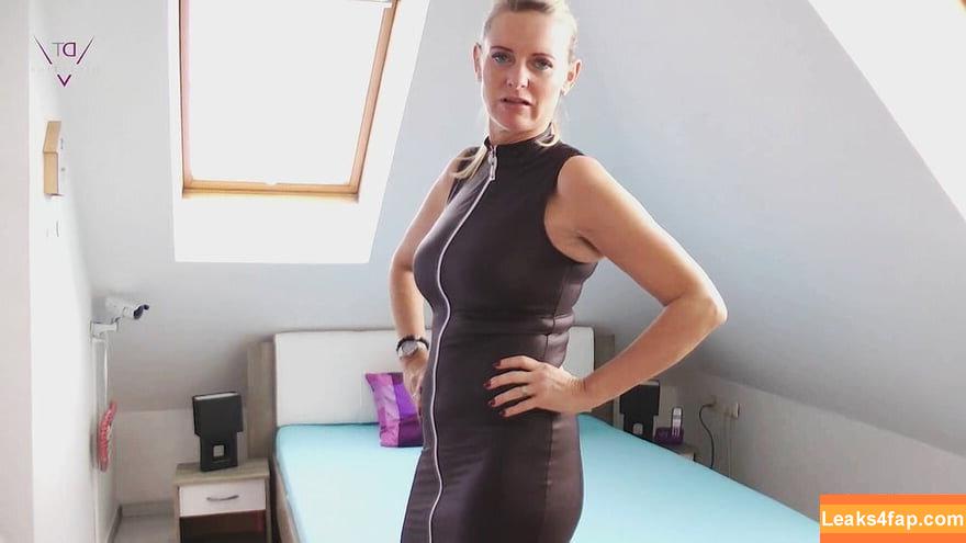 Dirty Tina / dirtytina / dirtytina_official / https: / milfdirtytina leaked photo photo #0387