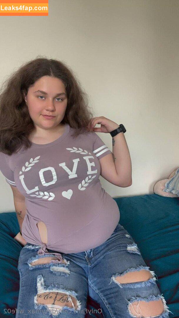 dirtymax_wife02 /  leaked photo photo #0003
