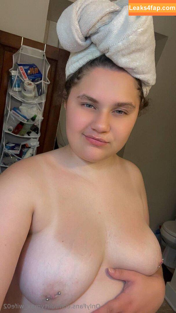 dirtymax_wife02 /  leaked photo photo #0019