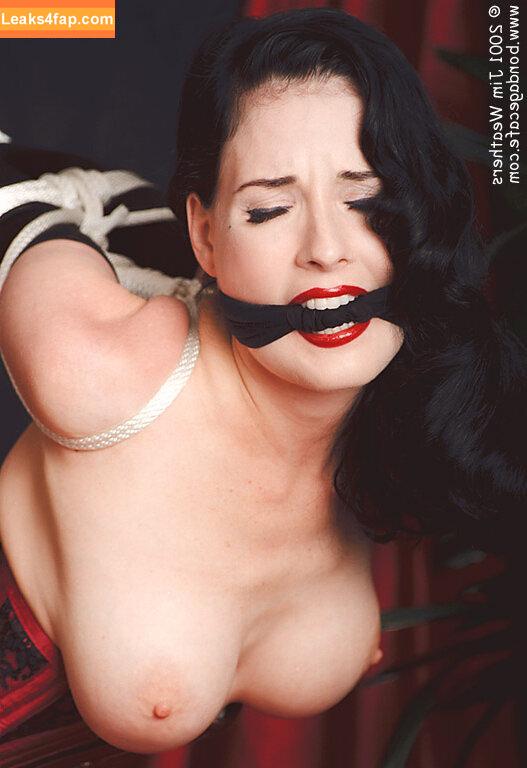 Dita Von Teese / Ditavonteese / creepy___spice leaked photo photo #0188