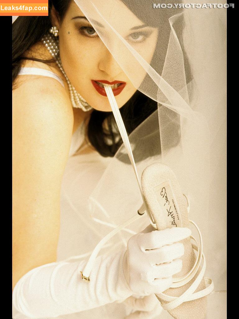 Dita Von Teese / Ditavonteese / creepy___spice leaked photo photo #0436
