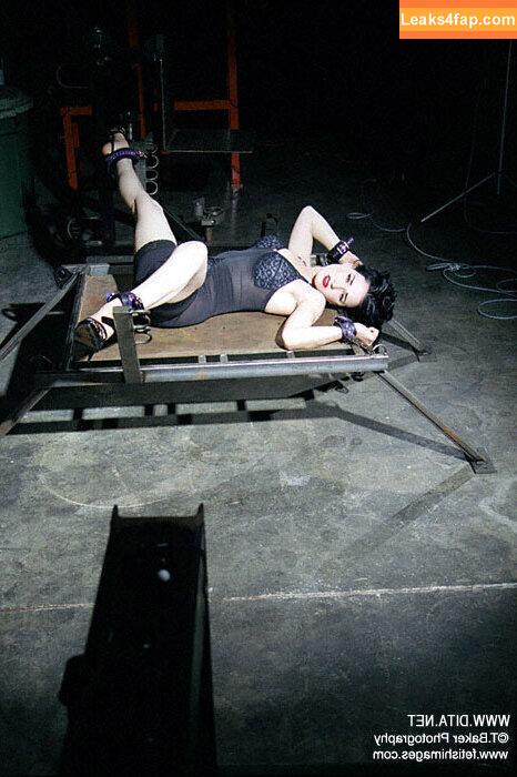 Dita Von Teese / Ditavonteese / creepy___spice leaked photo photo #0644