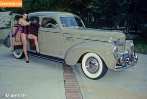 Dita Von Teese photo #0292