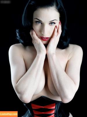 Dita Von Teese photo #0757