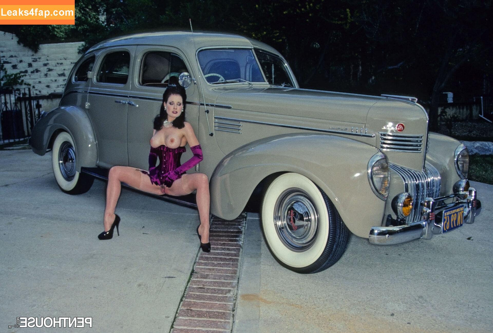 Dita Von Teese / Ditavonteese / creepy___spice leaked photo photo #1088