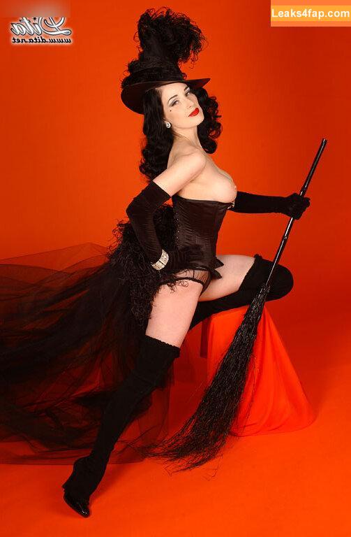 Dita Von Teese / Ditavonteese / creepy___spice leaked photo photo #1962