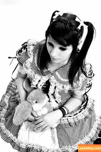 Divi / anni.divine leaked photo photo #0061