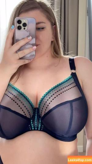Divine_boobs photo #0086