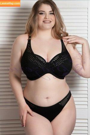Divine_boobs photo #0091