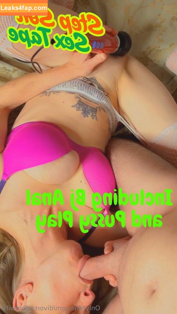 divorcedhotwife / divorced.wife leaked photo photo #0370