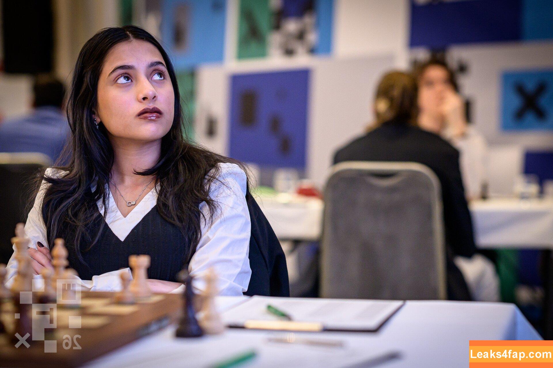 Divya Deshmukh / divyachess leaked photo photo #0015