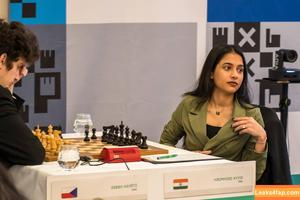 Divya Deshmukh photo #0020