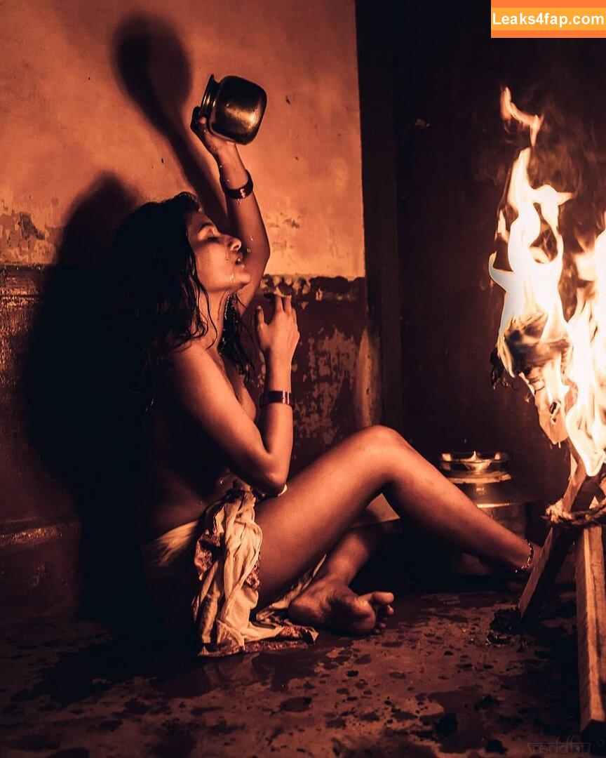 Divya Muraleedharan / Divz_muralee / Sigo_aprendiendo / Touche_esthetique leaked photo photo #0008