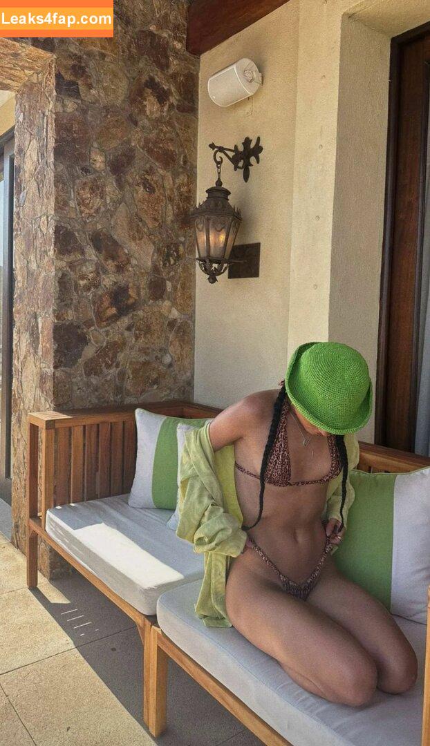 Dixie D'amelio / charliesdamelio / dixiedamelio слитое фото фото #0183