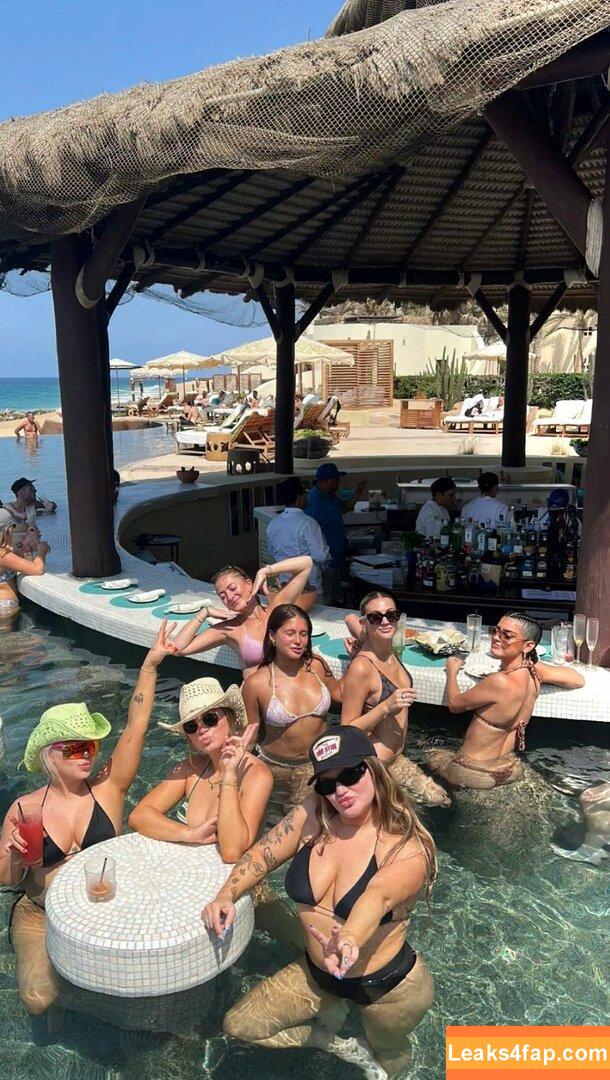 Dixie D'amelio / charliesdamelio / dixiedamelio слитое фото фото #0191