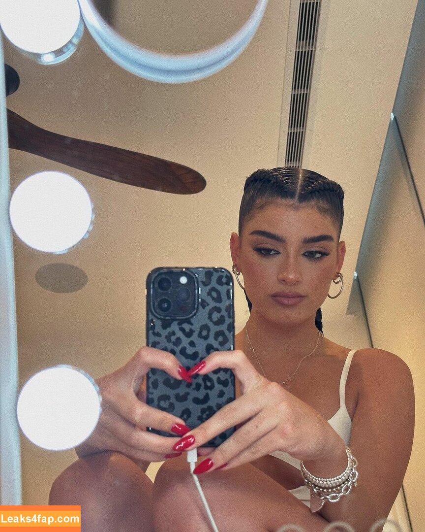 Dixie D'amelio / charliesdamelio / dixiedamelio leaked photo photo #0231