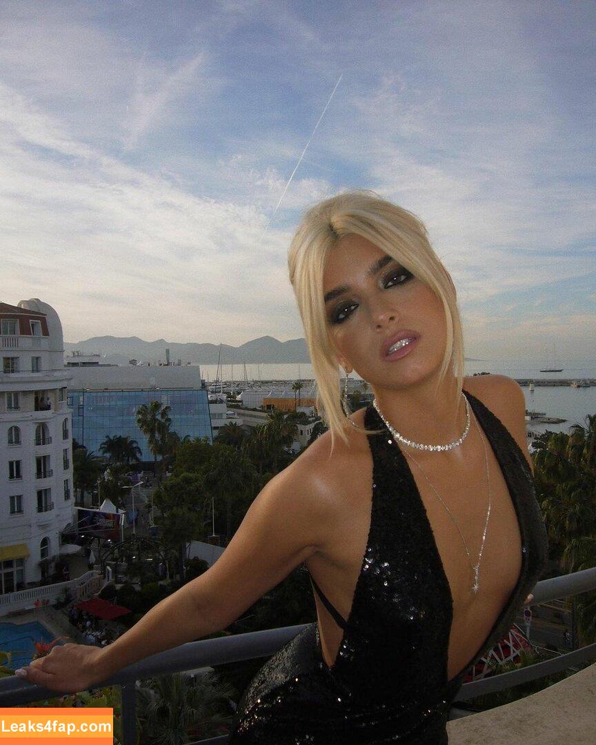 Dixie D'amelio / charliesdamelio / dixiedamelio leaked photo photo #0521