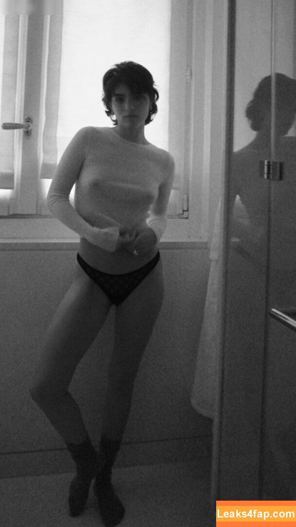 Dixie D'amelio / charliesdamelio / dixiedamelio слитое фото фото #0628
