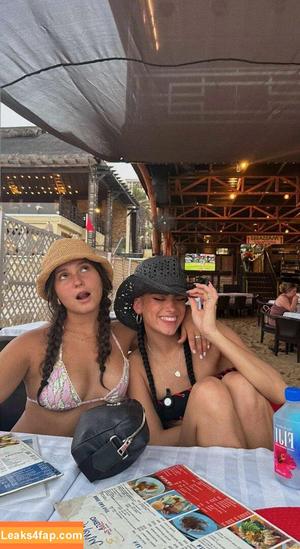 Dixie D'amelio photo #0200