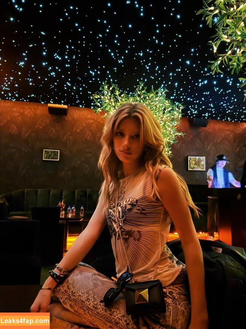 Dixie D'amelio / charliesdamelio / dixiedamelio слитое фото фото #1011