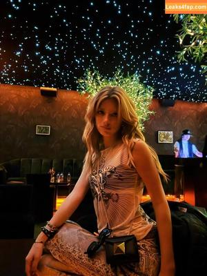 Dixie D'amelio photo #1015