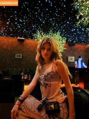 Dixie D'amelio photo #1019