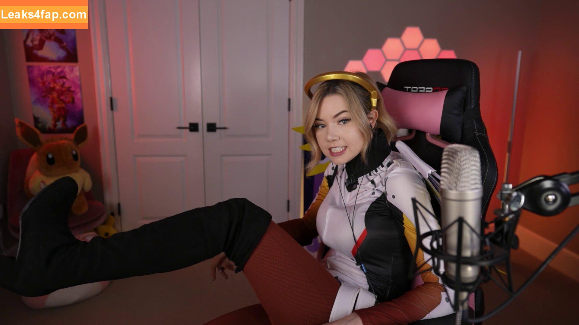 Dizzykitten / dizzykitten7 / dizzykittenpaws / thedizzykitten leaked photo photo #0253