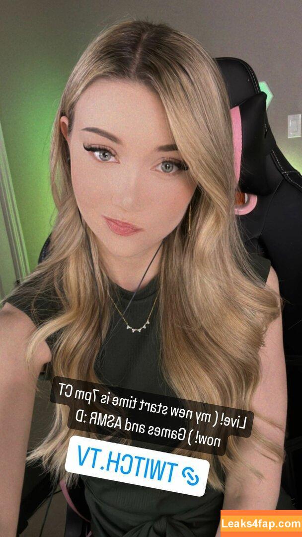 Dizzykitten / dizzykitten7 / dizzykittenpaws / thedizzykitten leaked photo photo #0276