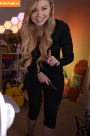 Dizzykitten фото #0935