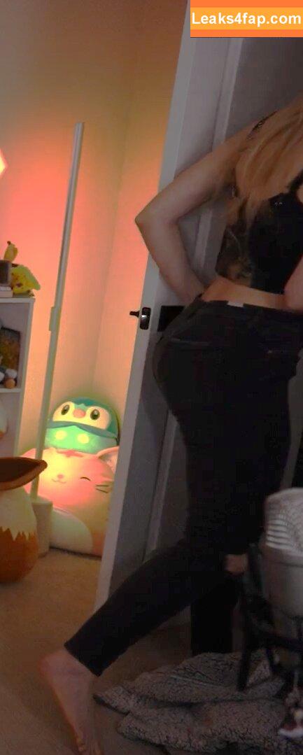 Dizzykitten / dizzykitten7 / dizzykittenpaws / thedizzykitten leaked photo photo #1155