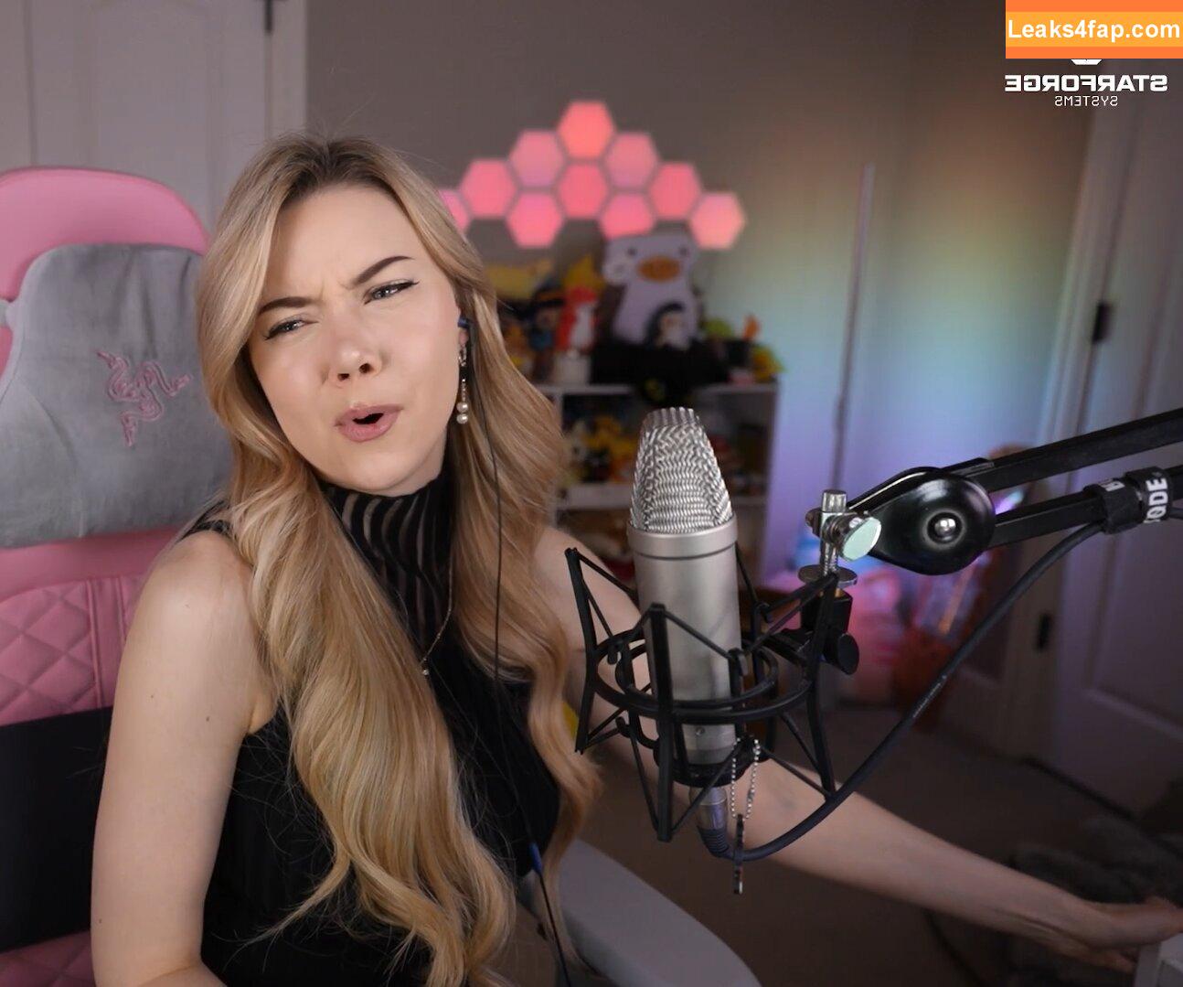 Dizzykitten / dizzykitten7 / dizzykittenpaws / thedizzykitten leaked photo photo #1429