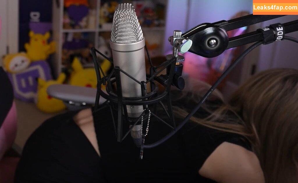 Dizzykitten / dizzykitten7 / dizzykittenpaws / thedizzykitten leaked photo photo #1438