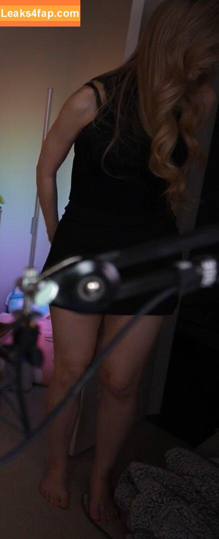 Dizzykitten / dizzykitten7 / dizzykittenpaws / thedizzykitten leaked photo photo #1440