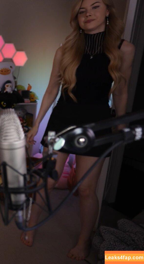Dizzykitten / dizzykitten7 / dizzykittenpaws / thedizzykitten leaked photo photo #1441