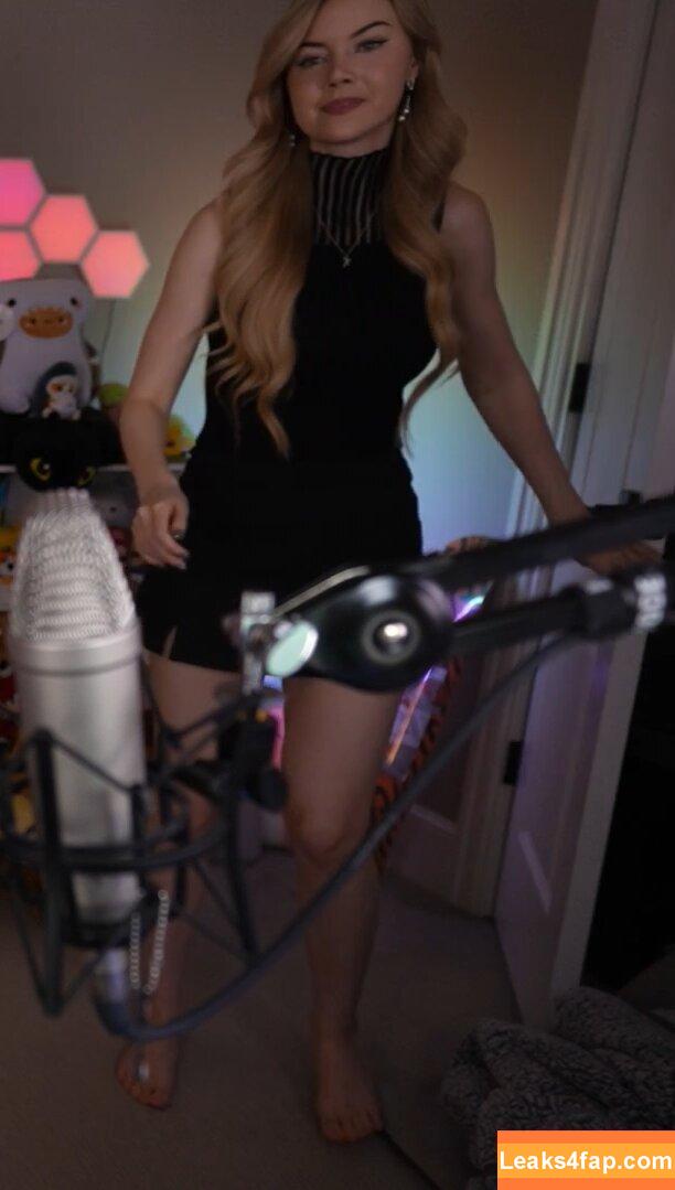 Dizzykitten / dizzykitten7 / dizzykittenpaws / thedizzykitten leaked photo photo #1442